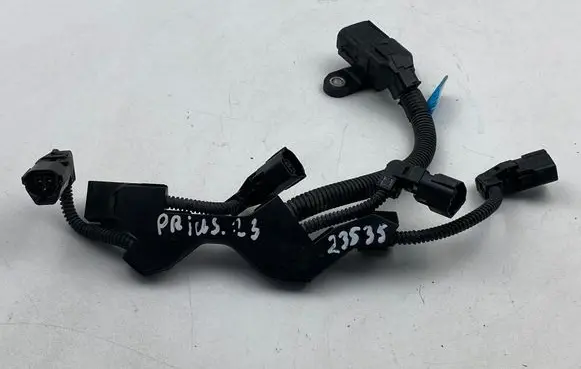 Toyota Prius xw60 Fuel injector wires 8212612010B 8212612010