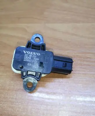 Volvo V60 Airbag deployment crash/impact sensor 30798030