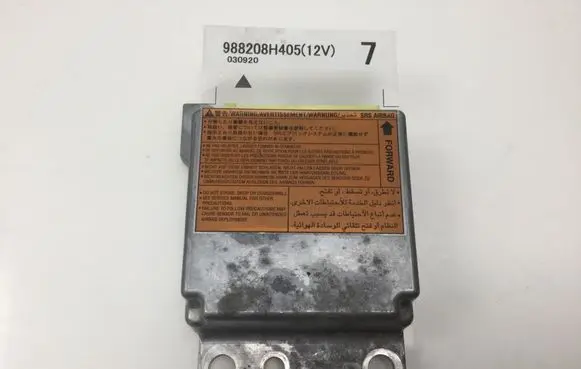 Nissan X-Trail T30 Airbag control unit/module 988208H405