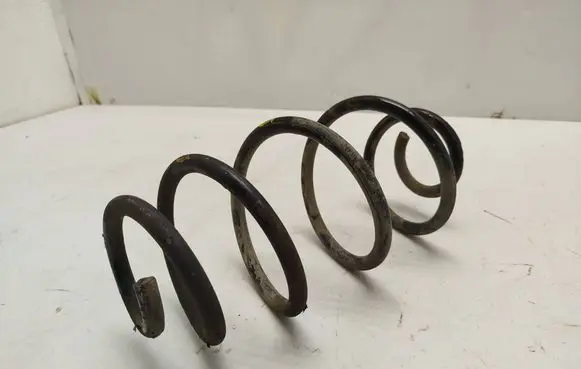 Opel Combo D Rear coil spring 95511840 00112