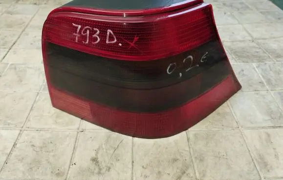 Volkswagen Golf IV Rear/tail lights 1J6945112S