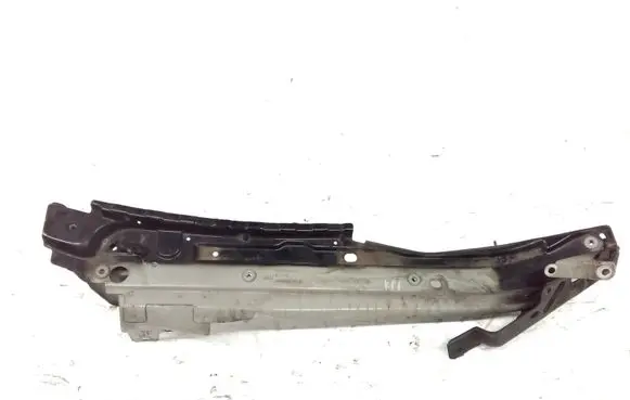 Audi Q7 4L Fender mounting bracket 4L0805157B 4L0805175 4L0805920