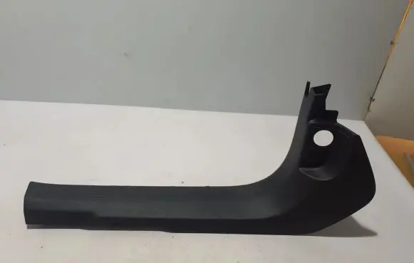 Volvo C40 Front sill trim cover 32216837