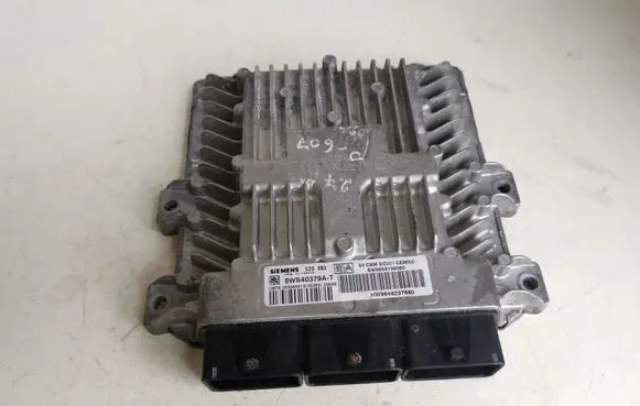 Peugeot 607 Engine control unit/module 9658198080 9648237680 5WS40379AT