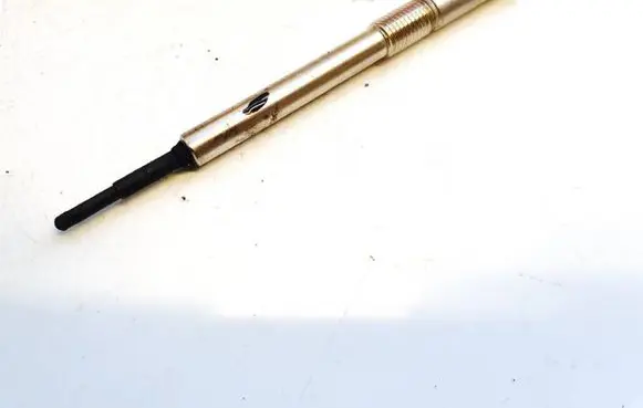 Glow plug pre-heat relay