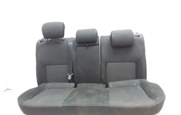 Rear seat