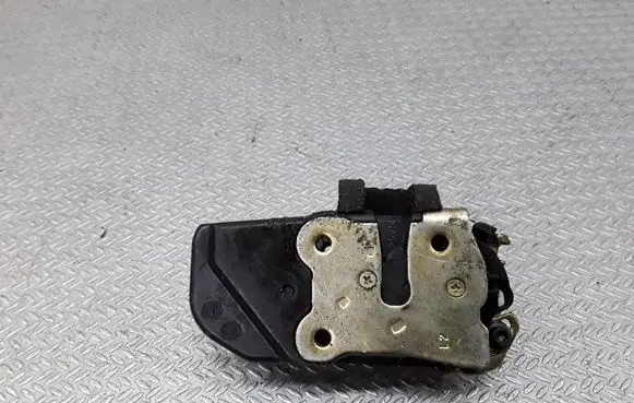 Chrysler Sebring (ST-22 - JR) Rear door lock