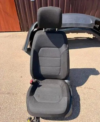 Volkswagen PASSAT B7 Front driver seat