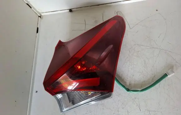 Toyota Auris E180 Rear/tail lights 1867102 00942