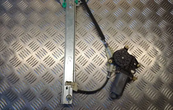 Regulador de puerta trasera con motor