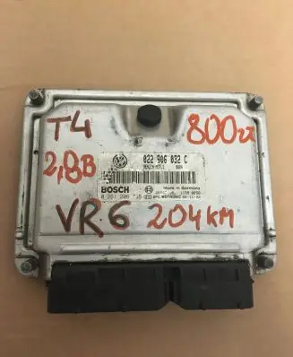 Volkswagen Transporter - Caravelle T4 Engine control unit/module 022906032C 0261206735