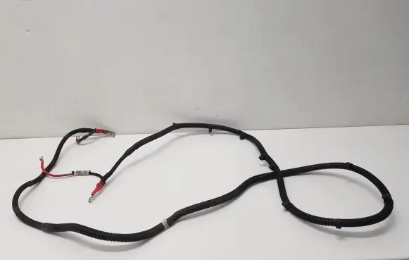Renault Twingo III Positive cable (battery) 241101051R