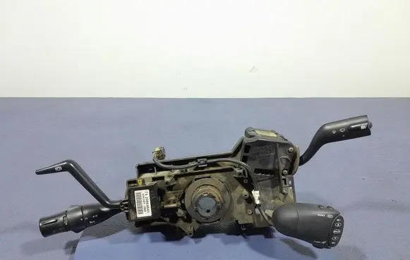 Renault Megane III Other switches/knobs/shifts 7421535700