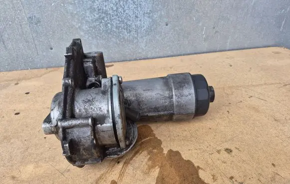Audi A6 S6 C5 4B Oil filter mounting bracket 059115405F