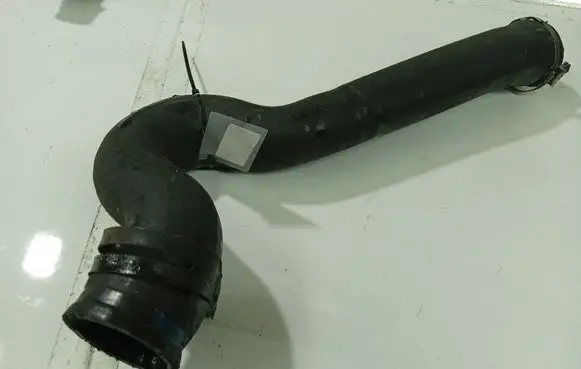 Peugeot 406 Intercooler hose/pipe 