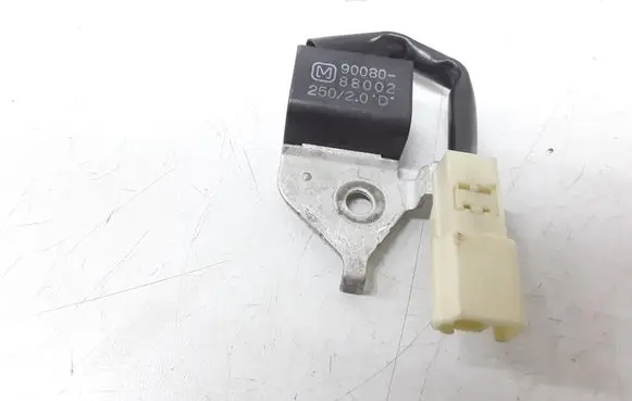 Toyota Avensis T250 Sensor 9008088002