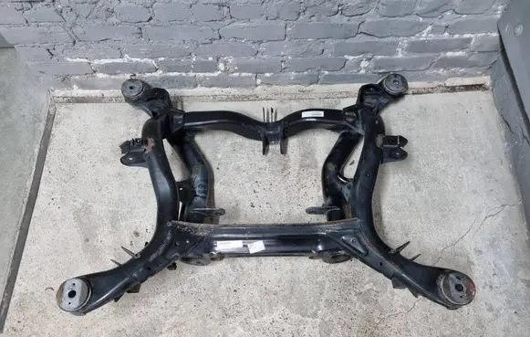 Porsche Cayenne (92A) Rear subframe 7L0599303B H3811341N
