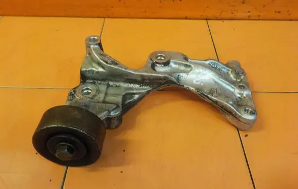 Dodge Nitro Timing belt tensioner 90513137F ROLKA