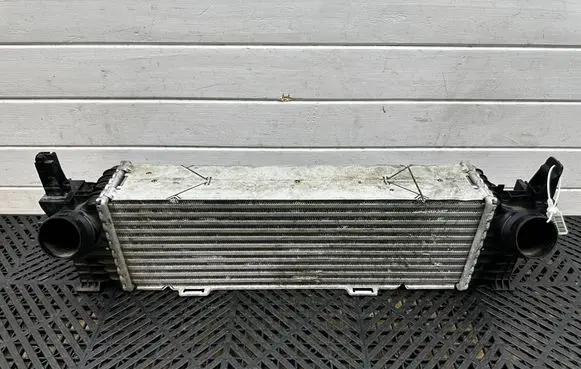 BMW X3 G01 Intercooler radiator 8578146