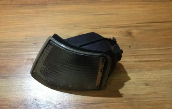 Front indicator light