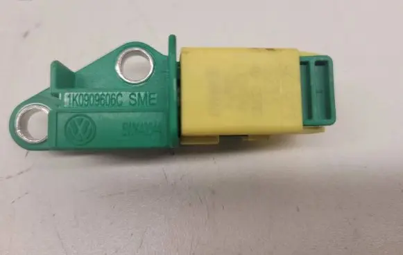 Audi A4 S4 B8 8K Airbag deployment crash/impact sensor 1K0909606C 5WK43544