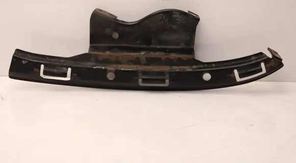 Ford Ranger Headlight/headlamp mounting bracket 