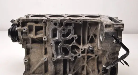 BMW 1 F20 F21 Engine block N47D16A
