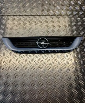 Opel Vectra B Front grill 90505722 122256