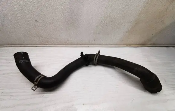 Volvo C30 Engine coolant pipe/hose AV618260GA