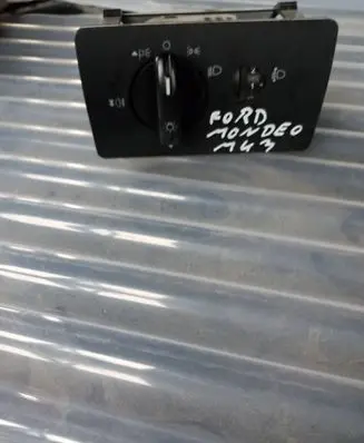 Ford Mondeo Mk III Light switch 4S7T13a024ba