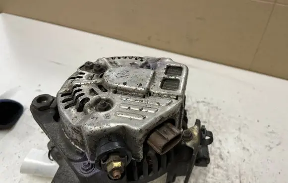 Toyota RAV 4 (XA20) Generator/alternator 2706028110 1022112120