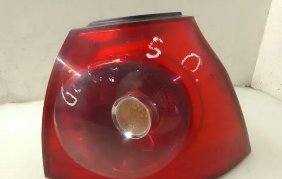 Volkswagen Golf V Rear/tail lights 