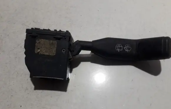 Renault Clio I Wiper control stalk