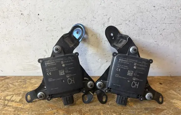 Toyota C-HR I Blind spot module A2C7430820400 10R047527 2014JJ5772