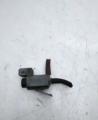 BMW 3 E90 E91 Turbo solenoid valve 70078400