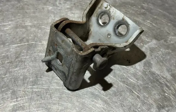 Peugeot 508 Front door lower hinge 9035CS