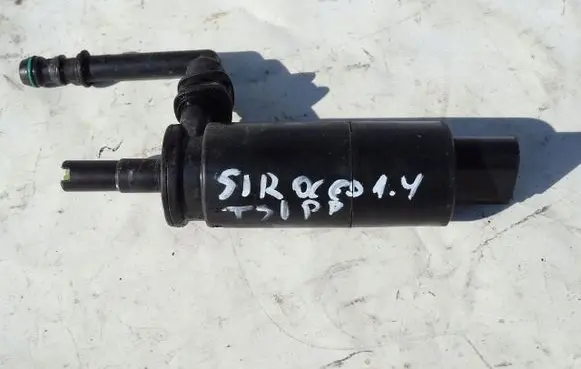 Volkswagen Scirocco Headlight washer pump 3B7955681