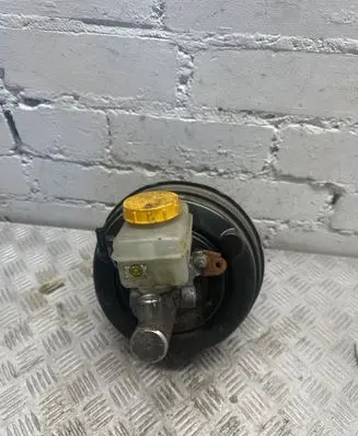 Subaru Impreza III Master brake cylinder 91LG215T