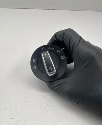 Volkswagen Tiguan Light switch 3C8941431A
