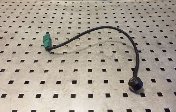 Skoda Yeti (5L) Detonation knock sensor 06E905377A