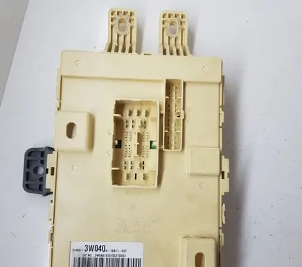 KIA Sportage Fuse module 919503W040