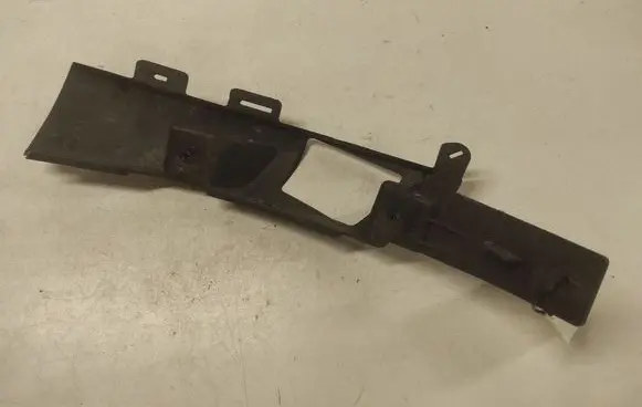 Peugeot 407 Front bumper mounting bracket 9644645880