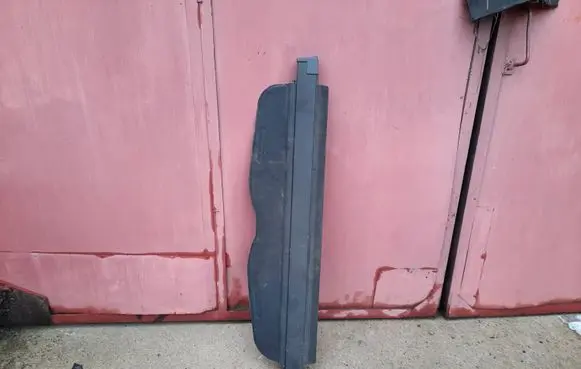 Parcel shelf
