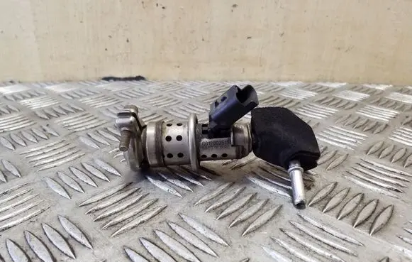 Peugeot 508 AdBlue injector 9802763880 G012B03515