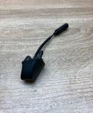 BMW 3 E90 E91 Windshield washer spray nozzle 8365385