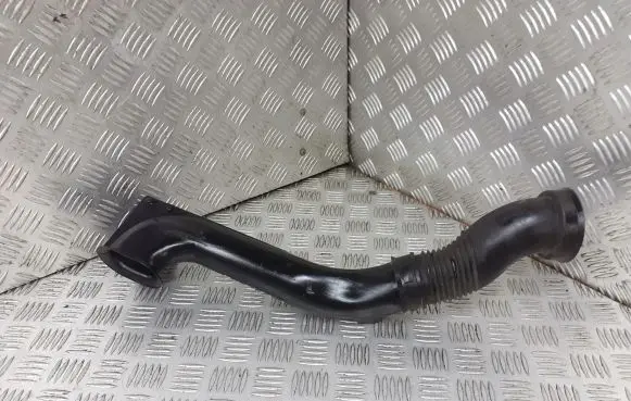 Opel Zafira A Air intake hose/pipe 9202936