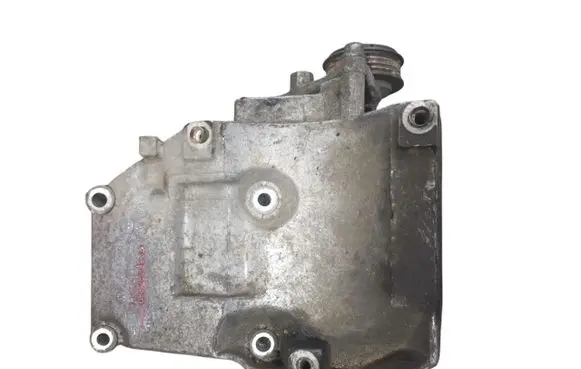 Audi A4 S4 B6 8E 8H A/C compressor mount bracket 038260885