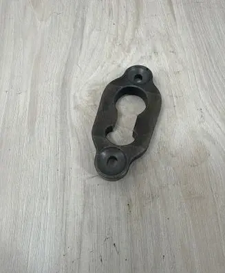 Mazda CX-5 Fuel Injector clamp holder 4E090253