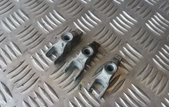 Fuel Injector clamp holder