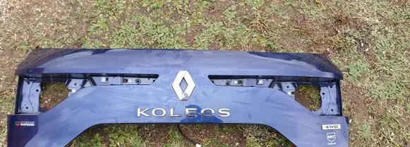 Nissan Leaf I (ZE0) Tailgate trim Kal